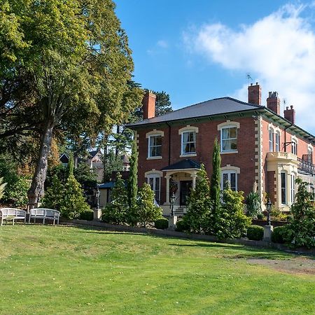 Charades Guest House ヘレフォード エクステリア 写真
