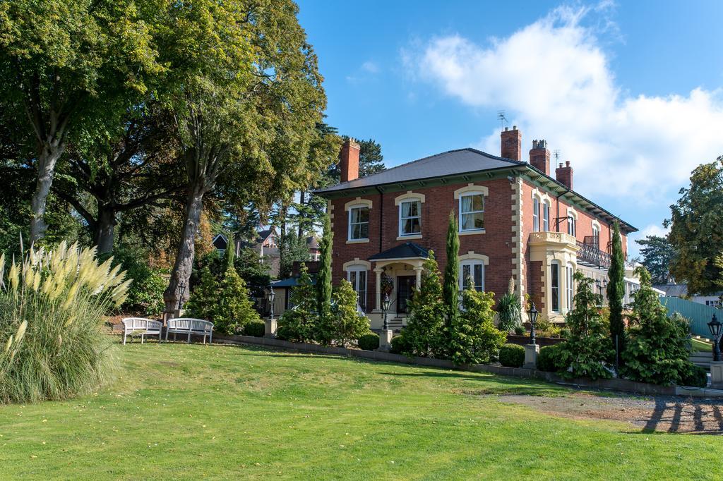 Charades Guest House ヘレフォード エクステリア 写真